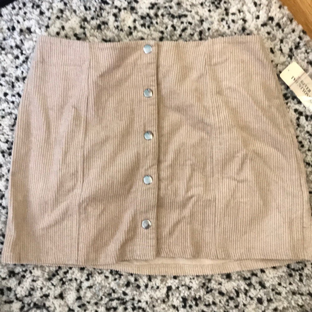 Tan skirt NWT